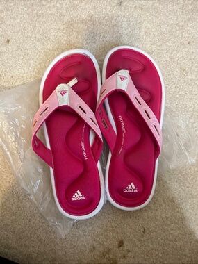 Adidas Pink FitFoam Flip Flops Sandals Women’s Size 7 Lightweight Comfort